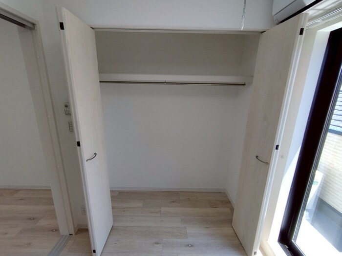 物件内観写真13　(収納)