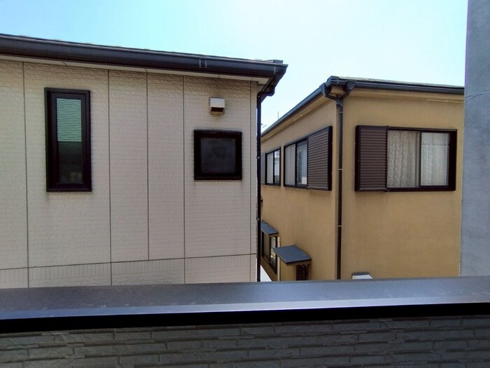 物件内観写真15　(室内からの展望)