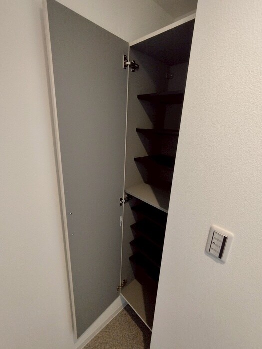 物件内観写真16　(靴箱)