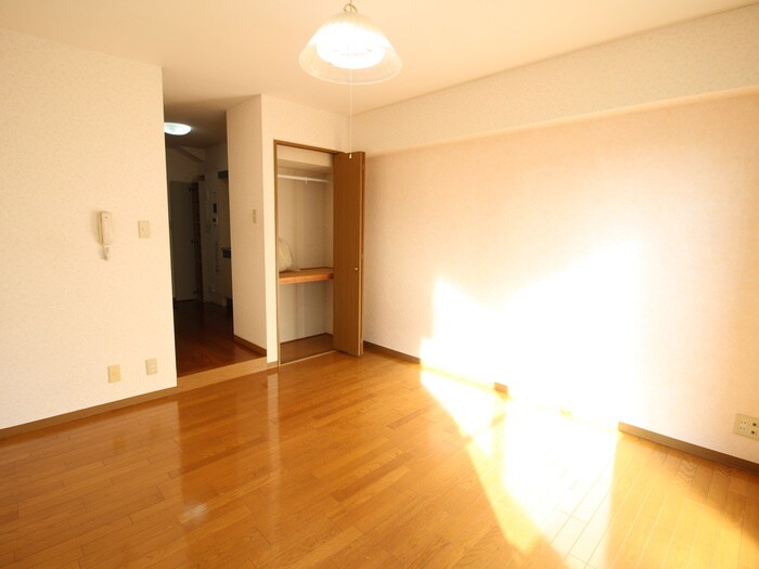 物件内観写真18　(居室)