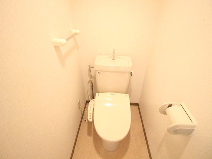 物件内観写真12　(トイレ)