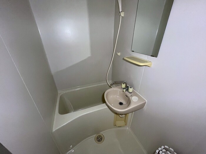 物件内観写真12　(バス／シャワールーム等)