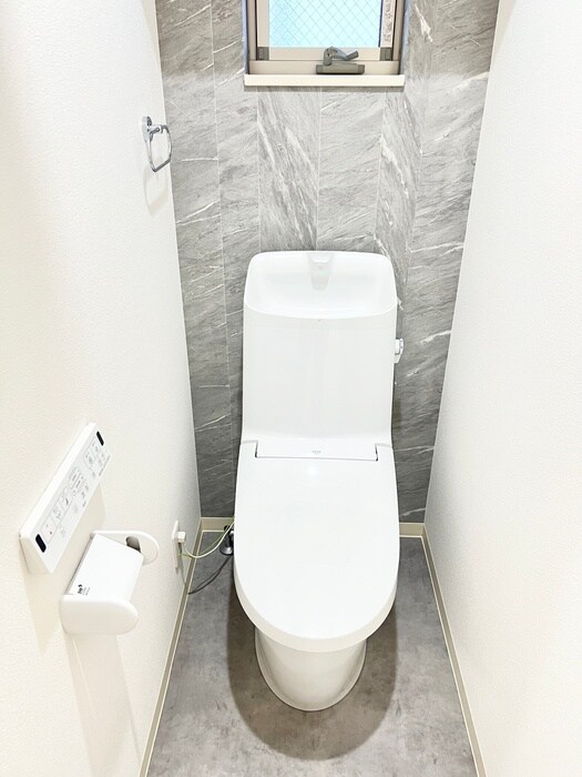 物件内観写真7　(トイレ)