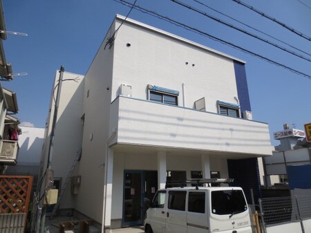 ｱｳﾞｪﾆｰﾙ千里山Ⅲ号館外観写真