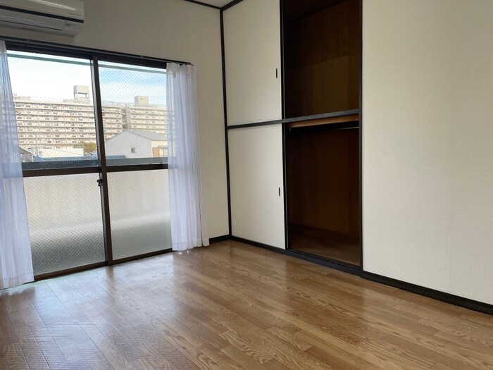 物件内観写真7　(居室)