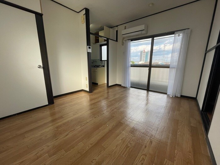 物件内観写真12　(居室)