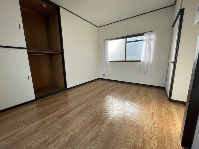 物件内観写真13　(居室)