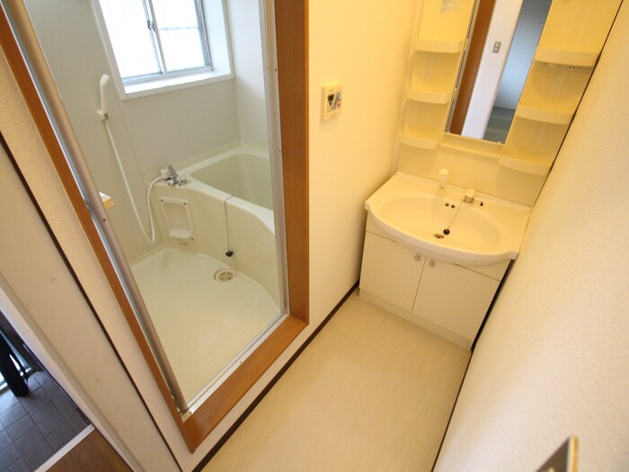 物件内観写真13　(洗面)