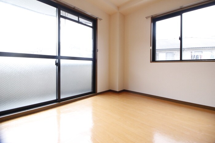 物件内観写真11　(居室)