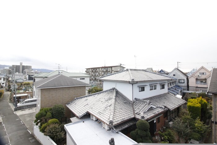 物件内観写真20　(室内からの展望)