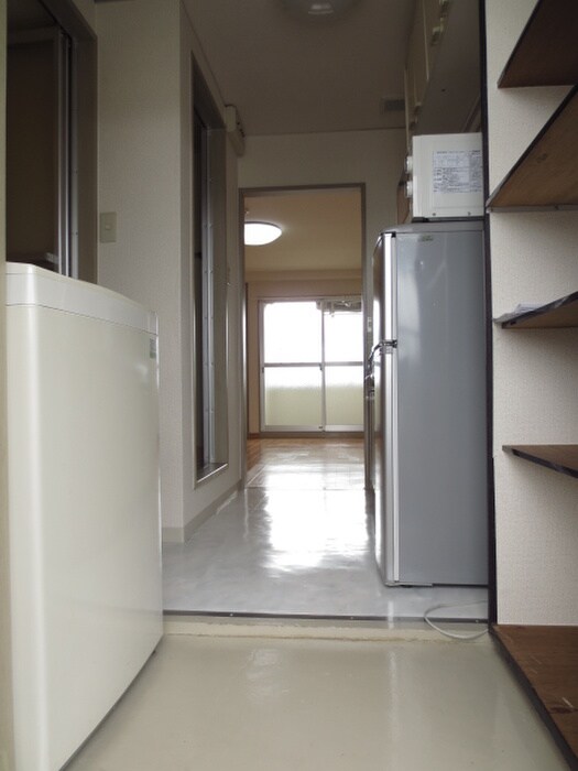 物件内観写真11　(廊下)