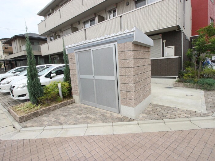 物件外観写真3　(建物設備)