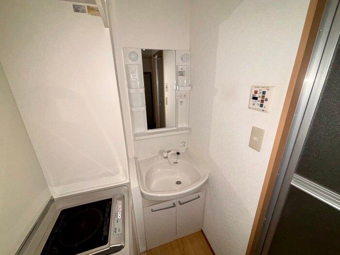 物件内観写真11　(洗面)