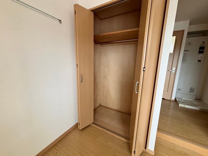 物件内観写真12　(収納)
