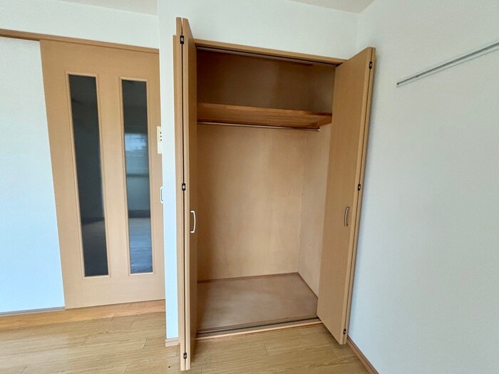 物件内観写真12　(収納)