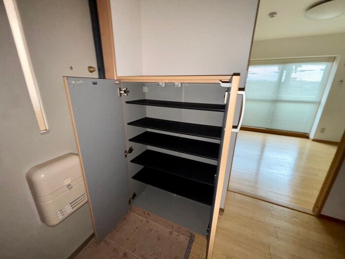 物件内観写真21　(靴箱)