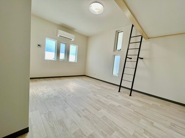 物件内観写真7　(居室)