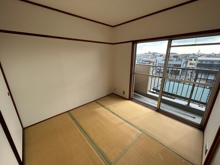 物件内観写真9　(居室)