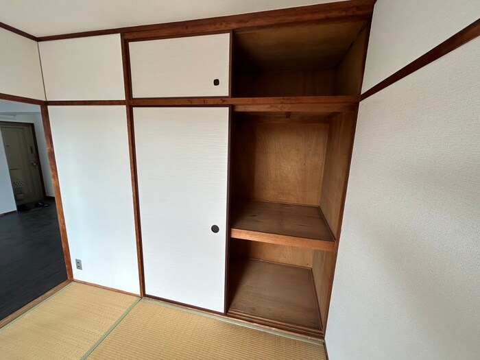 物件内観写真21　(収納)