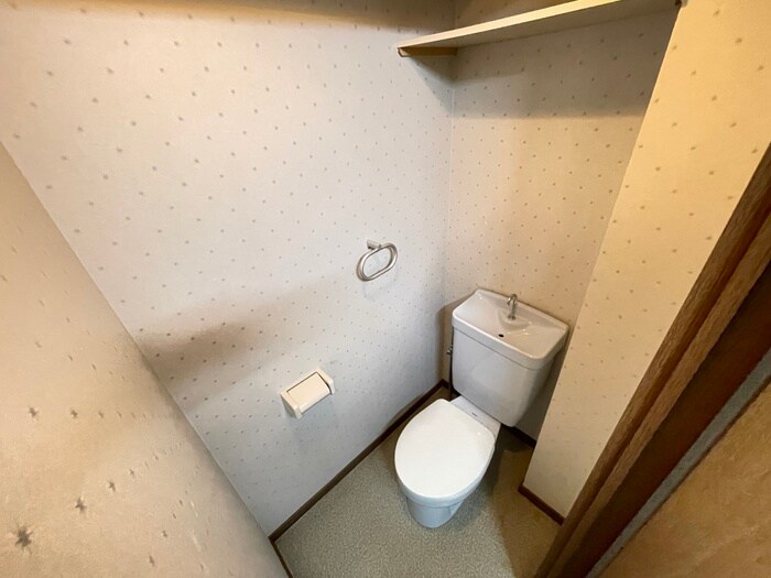 物件内観写真13　(トイレ)