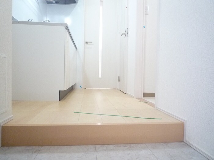 物件内観写真20　(廊下)