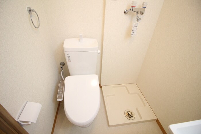 物件内観写真14　(トイレ)