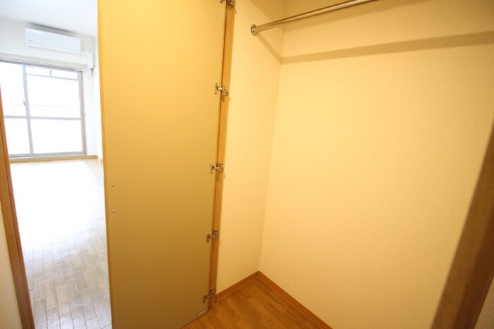 物件内観写真17　(収納)