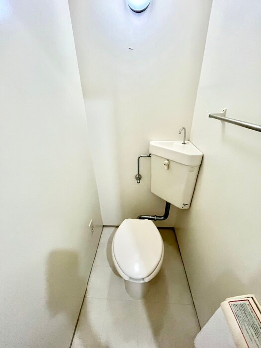 物件内観写真12　(トイレ)