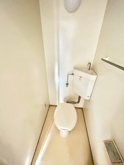 物件内観写真12　(トイレ)