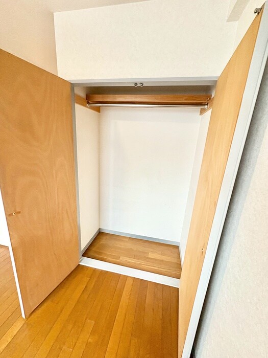 物件内観写真13　(収納)