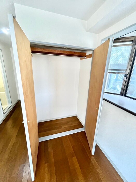 物件内観写真13　(収納)