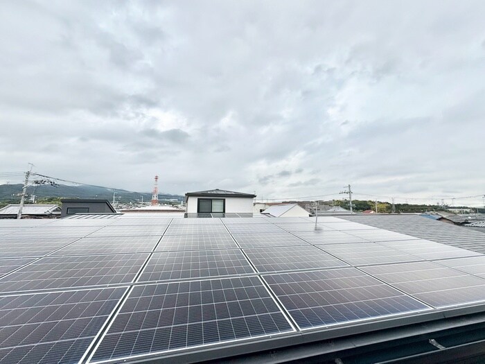 物件内観写真15　(室内からの展望)