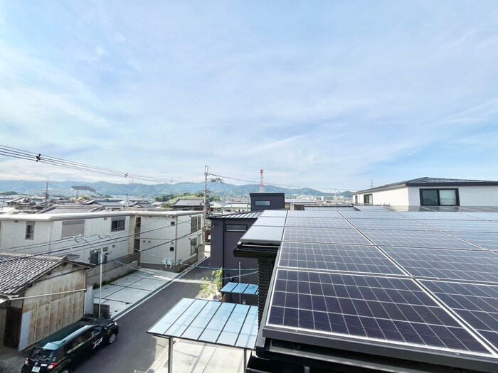 物件内観写真16　(室内からの展望)