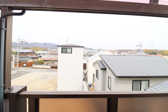 物件内観写真16　(室内からの展望)