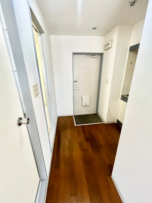 物件内観写真19　(廊下)