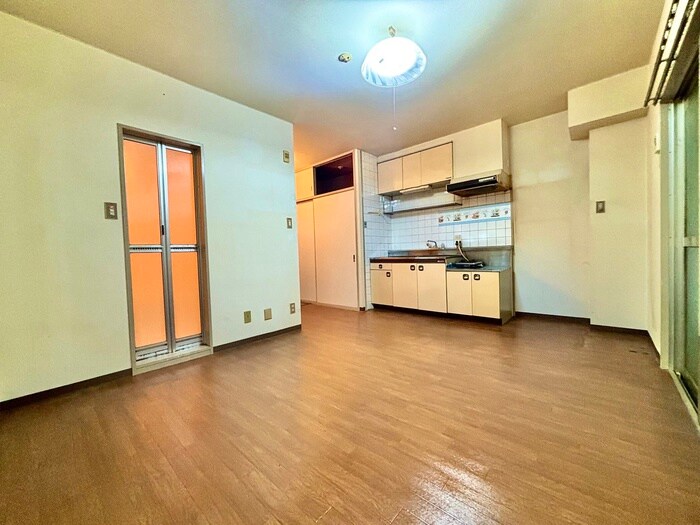 物件内観写真7　(居室)