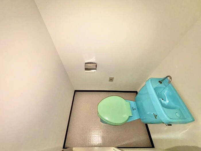 物件内観写真12　(トイレ)