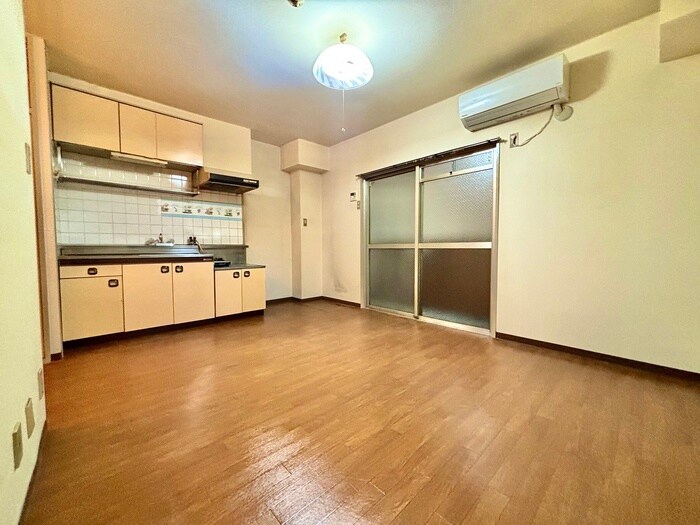 物件内観写真13　(居室)