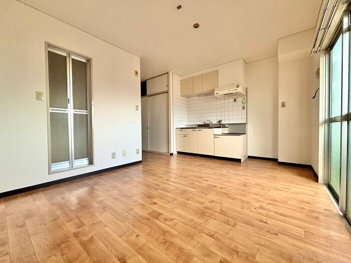 物件内観写真21　(居室)