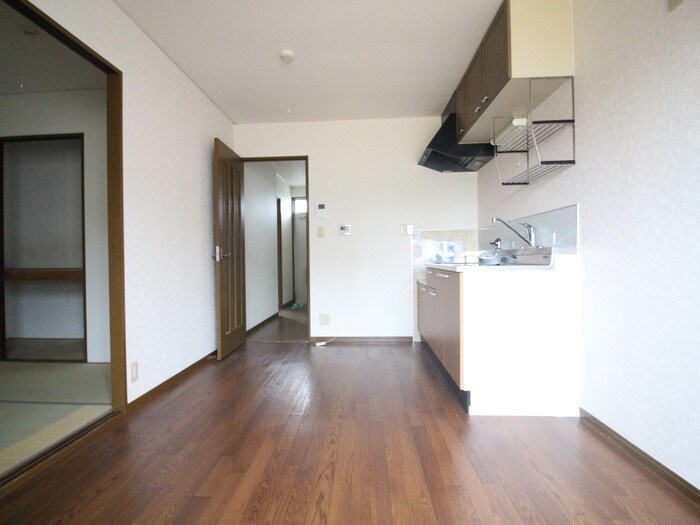 物件内観写真9　(居室)