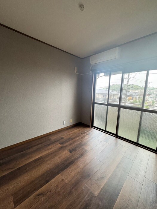 物件内観写真10　(居室)