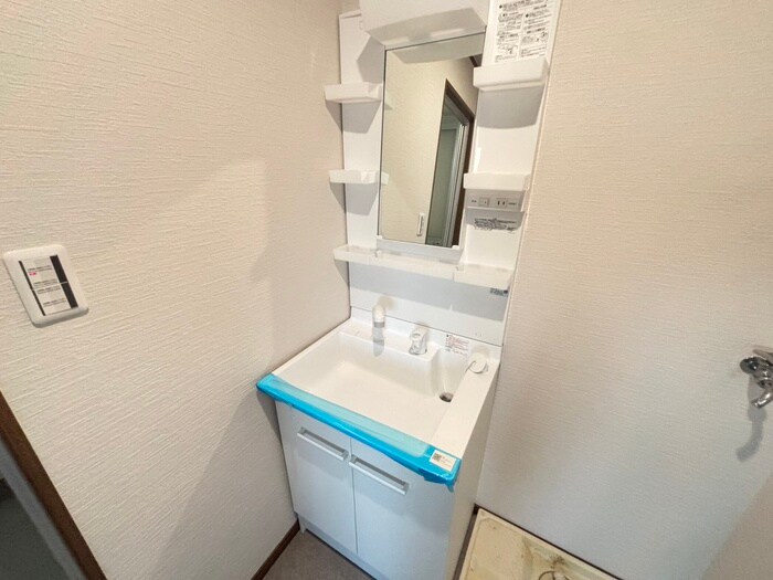 物件内観写真12　(洗面)