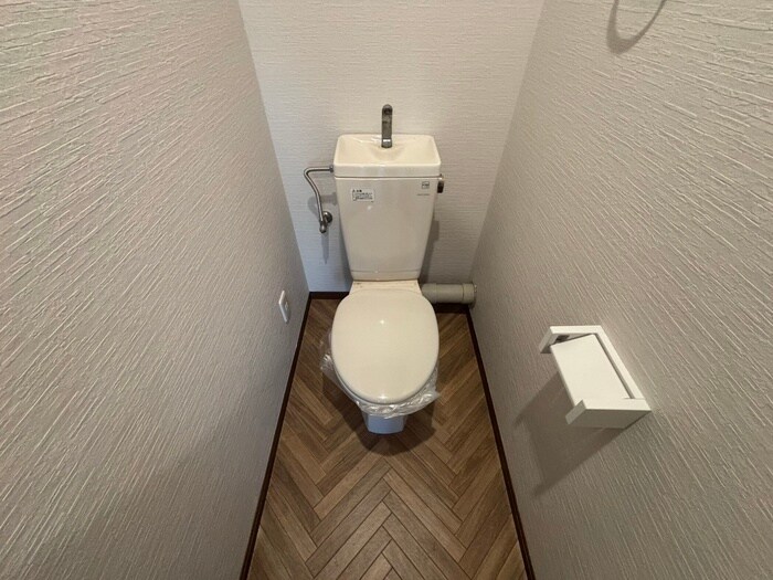 物件内観写真15　(トイレ)