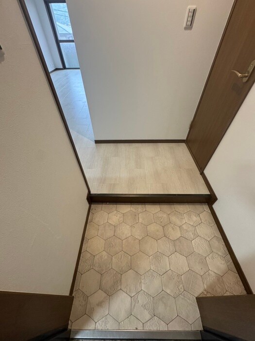 物件内観写真20　(玄関)