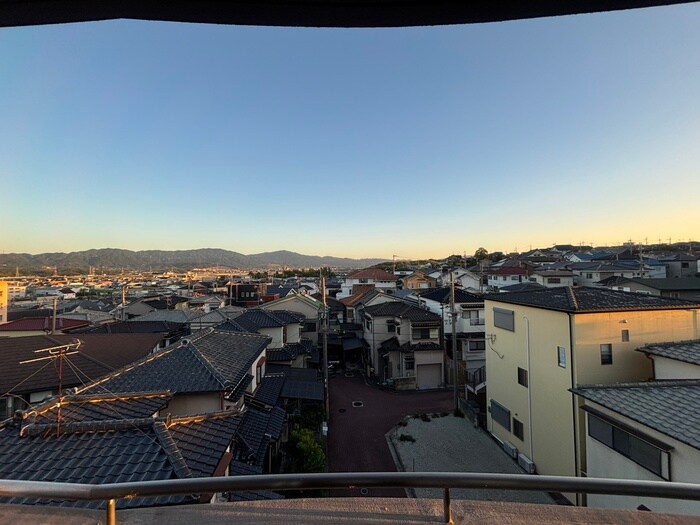 物件内観写真21　(室内からの展望)