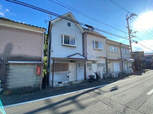 八幡市橋本尻江貸家外観写真