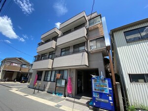 信開ビル外観写真