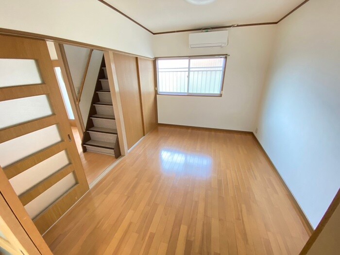 物件内観写真6　(居室)