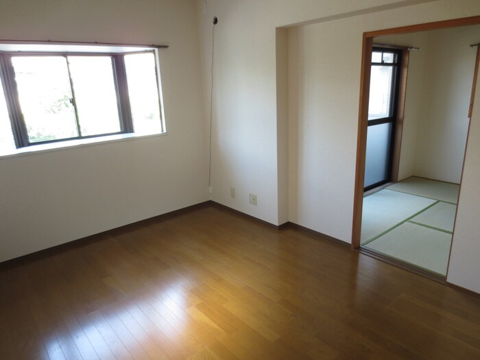 物件内観写真9　(居室)