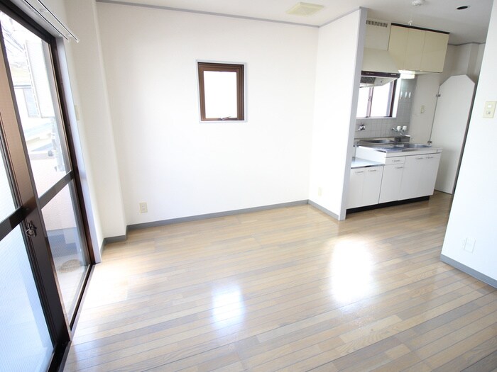 物件内観写真7　(居室)